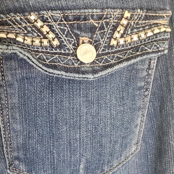 White House Black Market Blanc Distressed Jeans Women's Sz 6 Crop - Picture 10 of 15